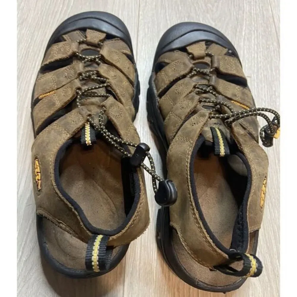 Keen Sandals Bison Leather Waterproof Hiking Fisherman 110220-BISN Men 7.5 Brown